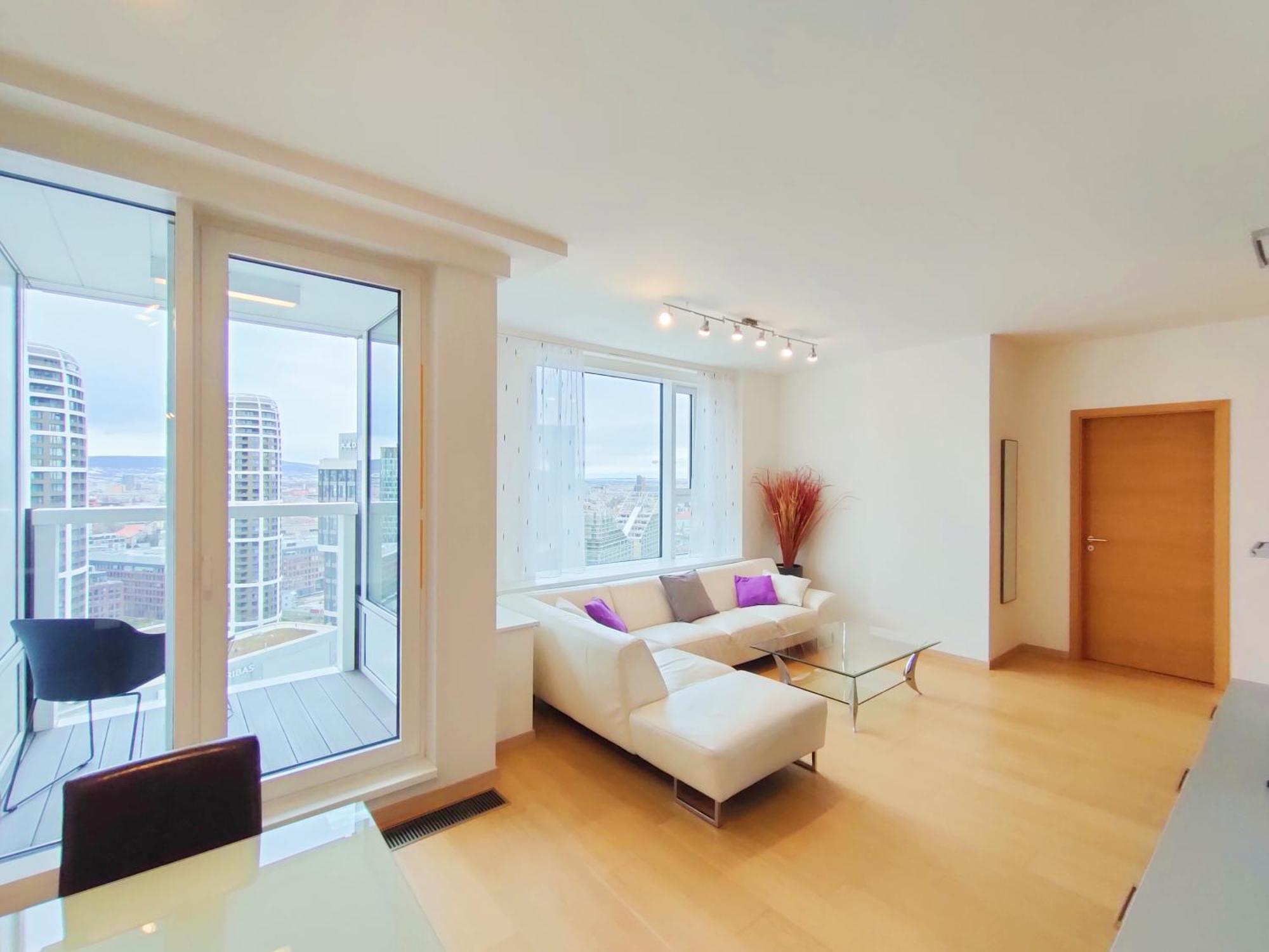 Sag Romantic 22 Floor Panorama City Free Parking Free Wifi Братислава Экстерьер фото