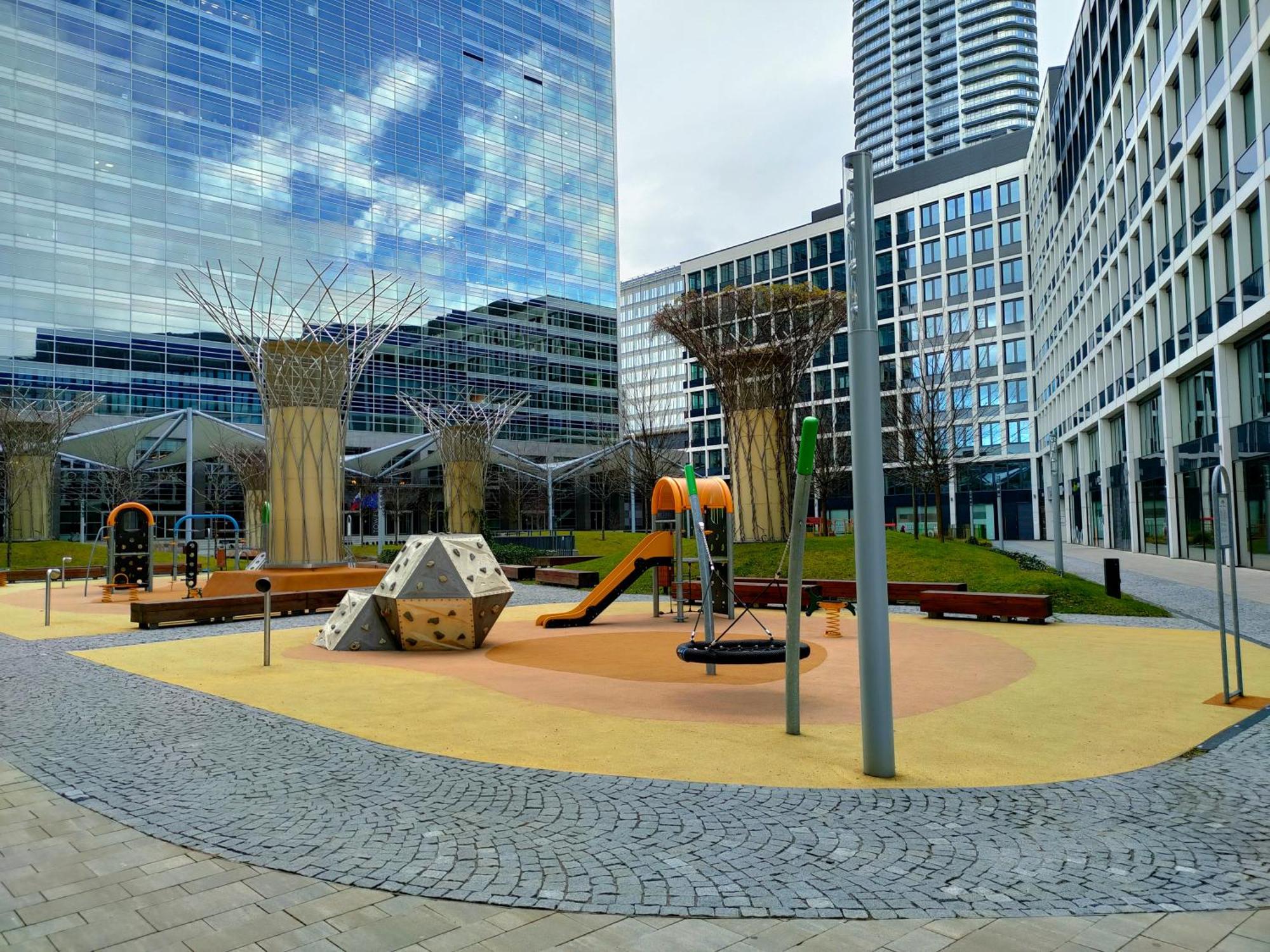 Sag Romantic 22 Floor Panorama City Free Parking Free Wifi Братислава Экстерьер фото